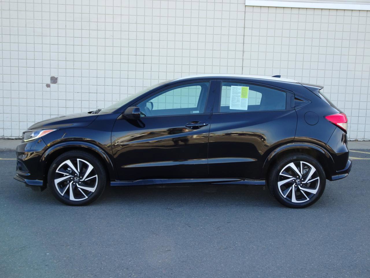 Used 2019 Honda HR-V Sport image 4