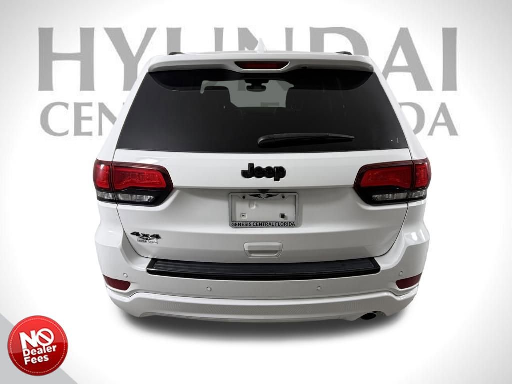 Used 2018 Jeep Grand Cherokee Laredo image 4