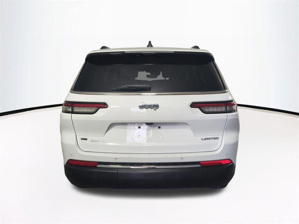 Used 2022 Jeep Grand Cherokee L Limited RWD image 6