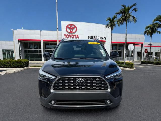 Certified 2023 Toyota Corolla Cross XLE w/ Convenience Package FWD image 2