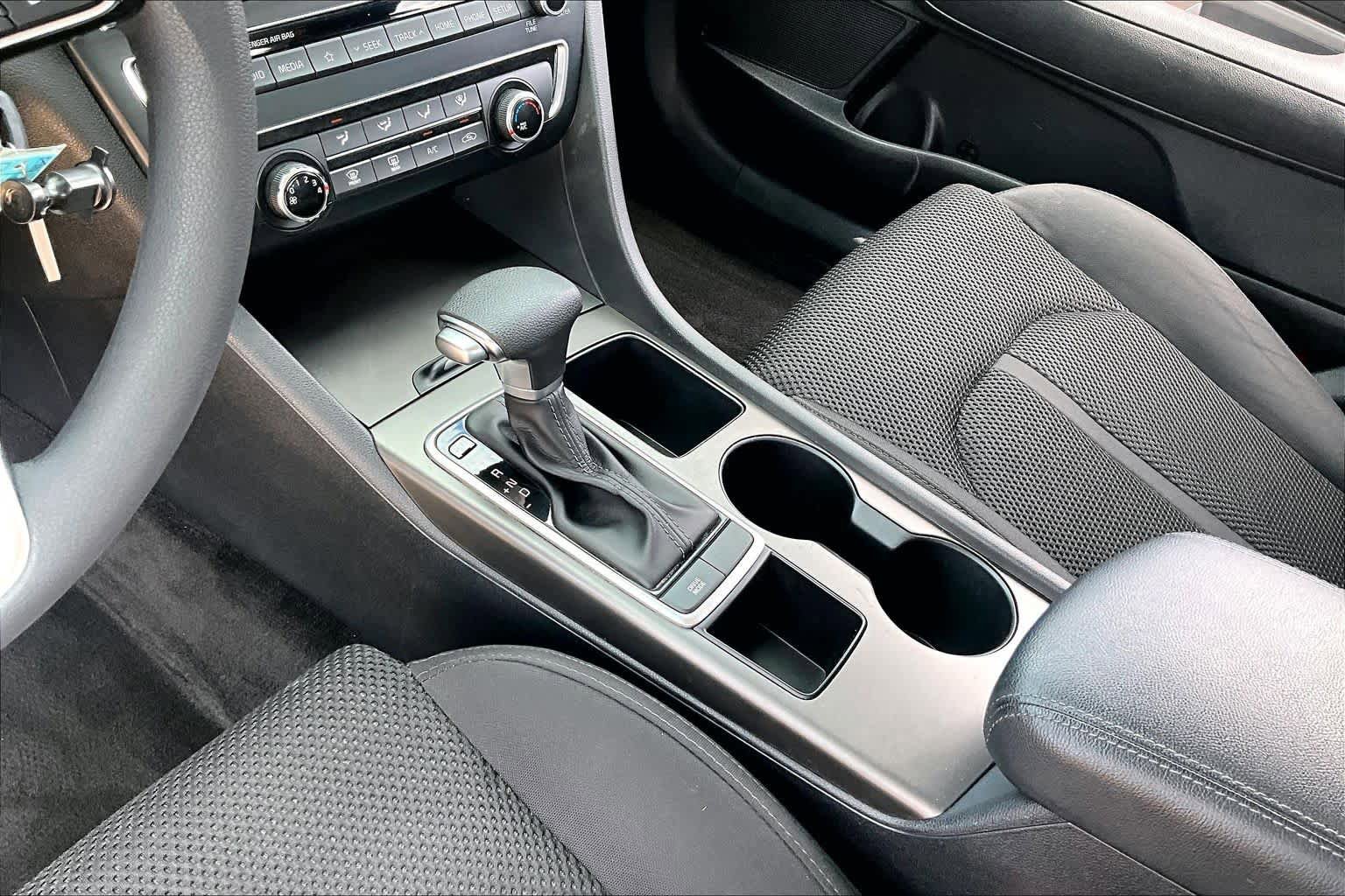 Used 2019 Kia Optima LX FWD image 16