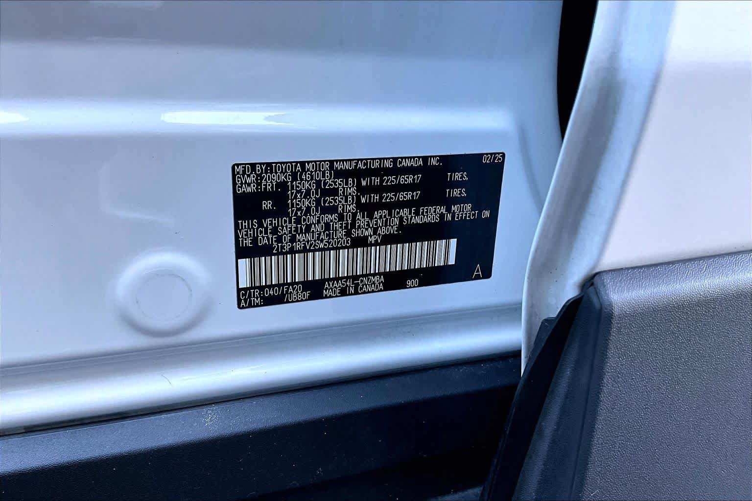Certified 2025 Toyota RAV4 XLE AWD/4WD image 34