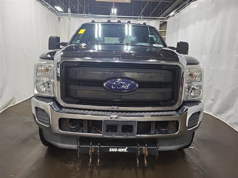Used 2016 Ford F350 XLT image 2