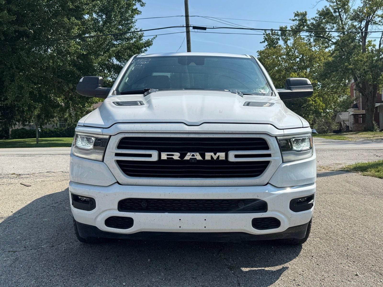 Used 2023 RAM 1500 Laramie AWD/4WD image 9