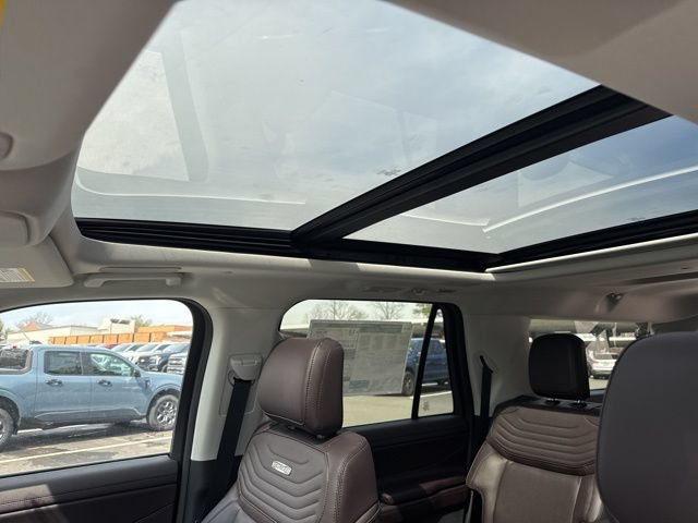 New 2025 Ford Expedition Max Platinum w/ Platinum Ultimate Package AWD/4WD image 20
