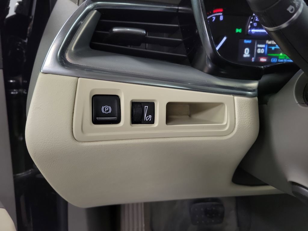 Used 2017 Cadillac XT5 Luxury image 22