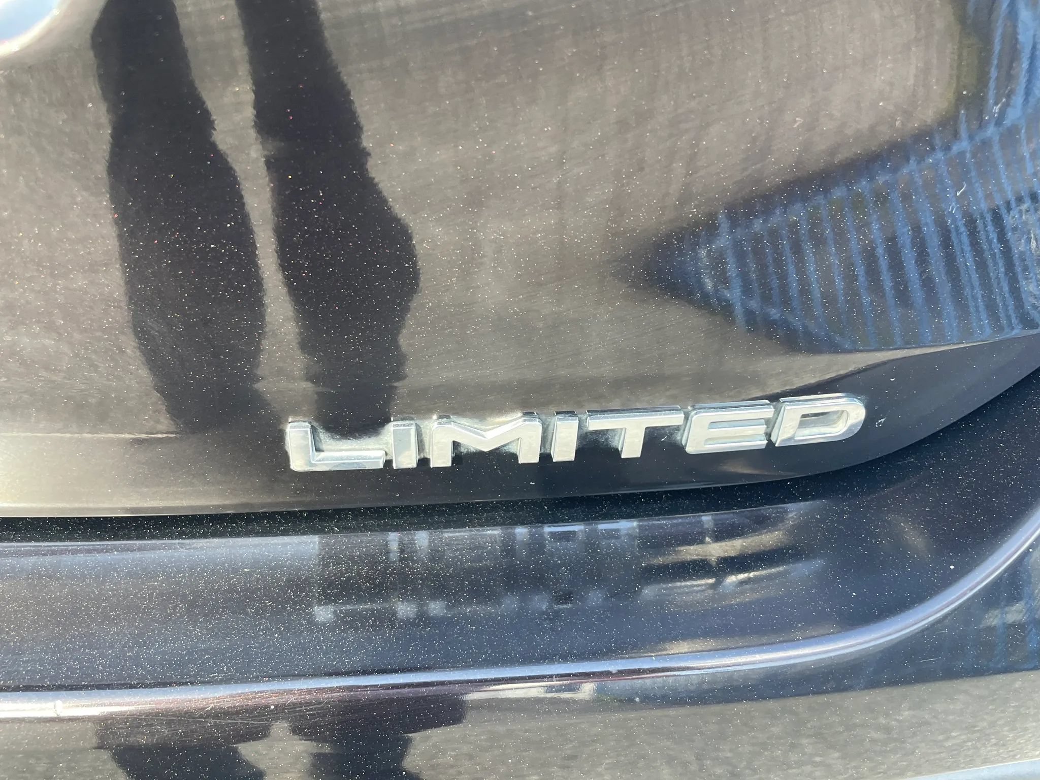 Used 2020 Toyota Highlander Limited FWD image 11
