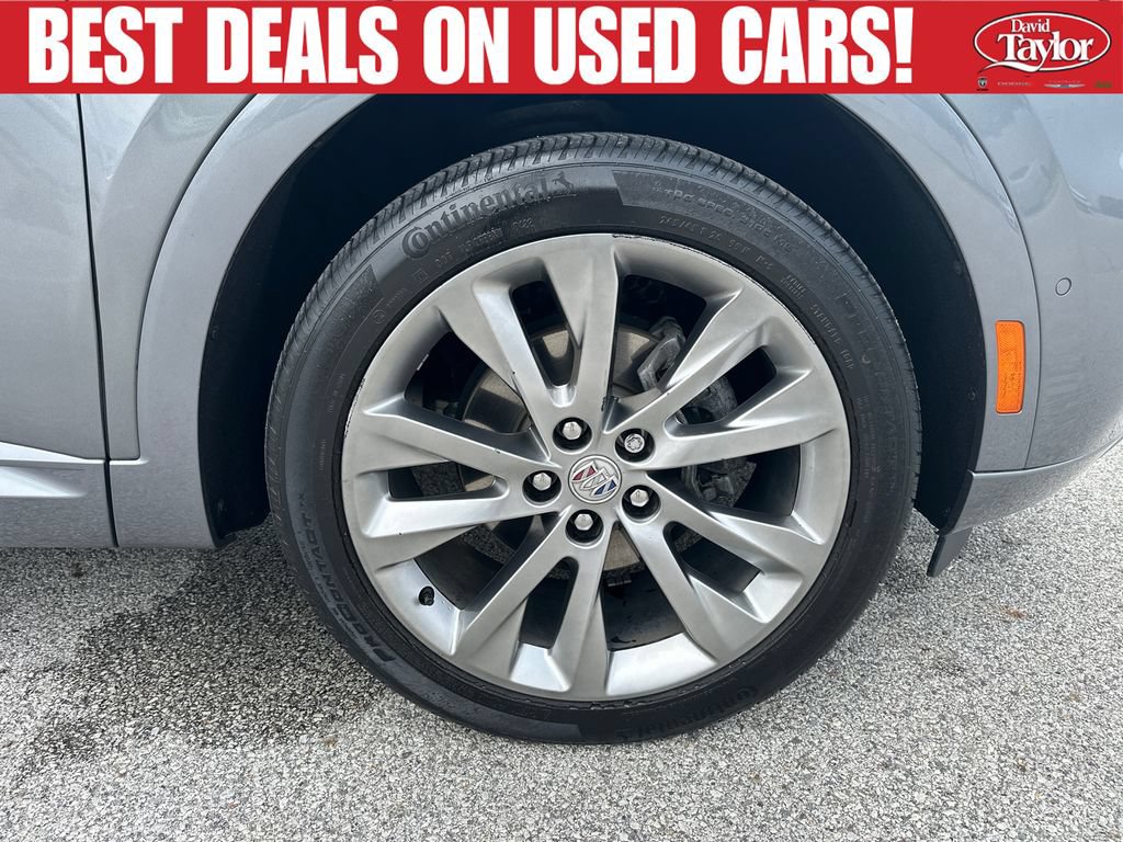 Used 2022 Buick Envision Avenir w/ Technology Package II FWD image 30