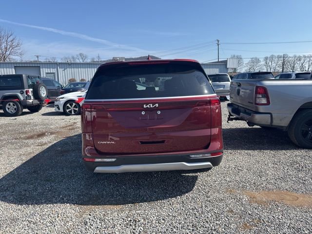 Used 2024 Kia Carnival LX image 6