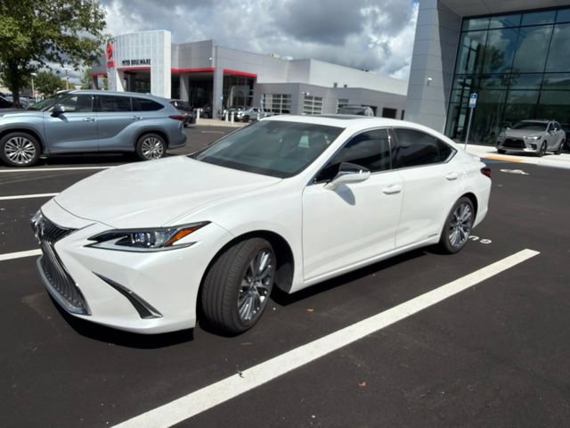 Used 2021 Lexus ES 300h w/ Premium Package