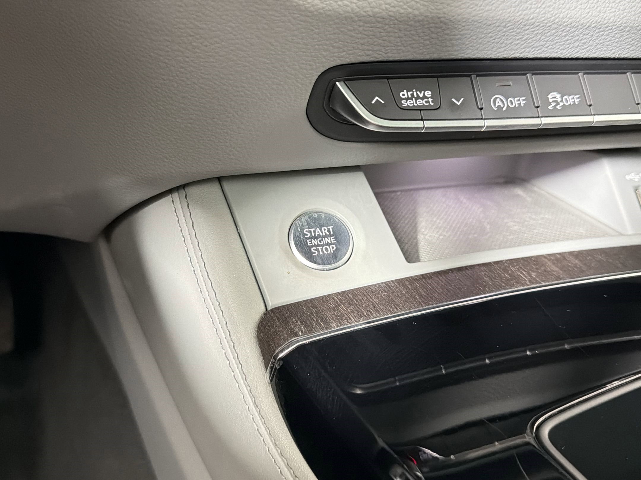 Used 2021 Audi Q5 Premium Plus w/ Premium Plus Package image 21