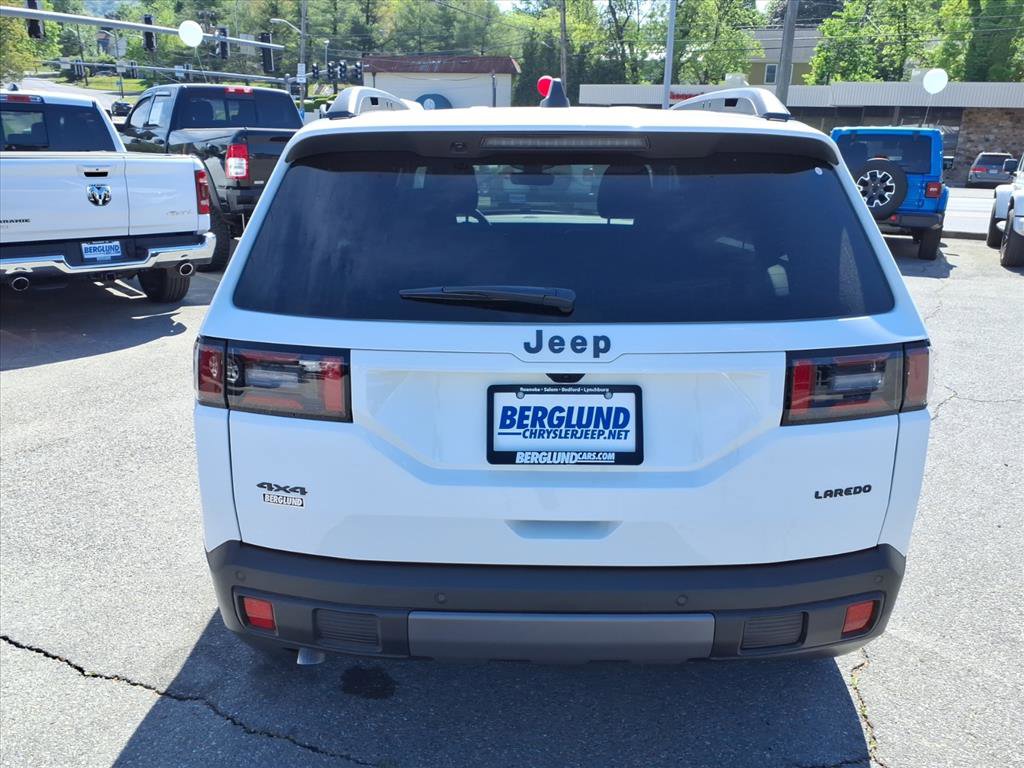 New 2026 Jeep Cherokee Laredo image 5