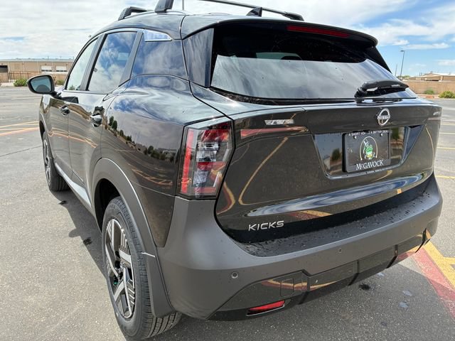New 2026 Nissan Kicks SV w/ Charging Package FWD image 4