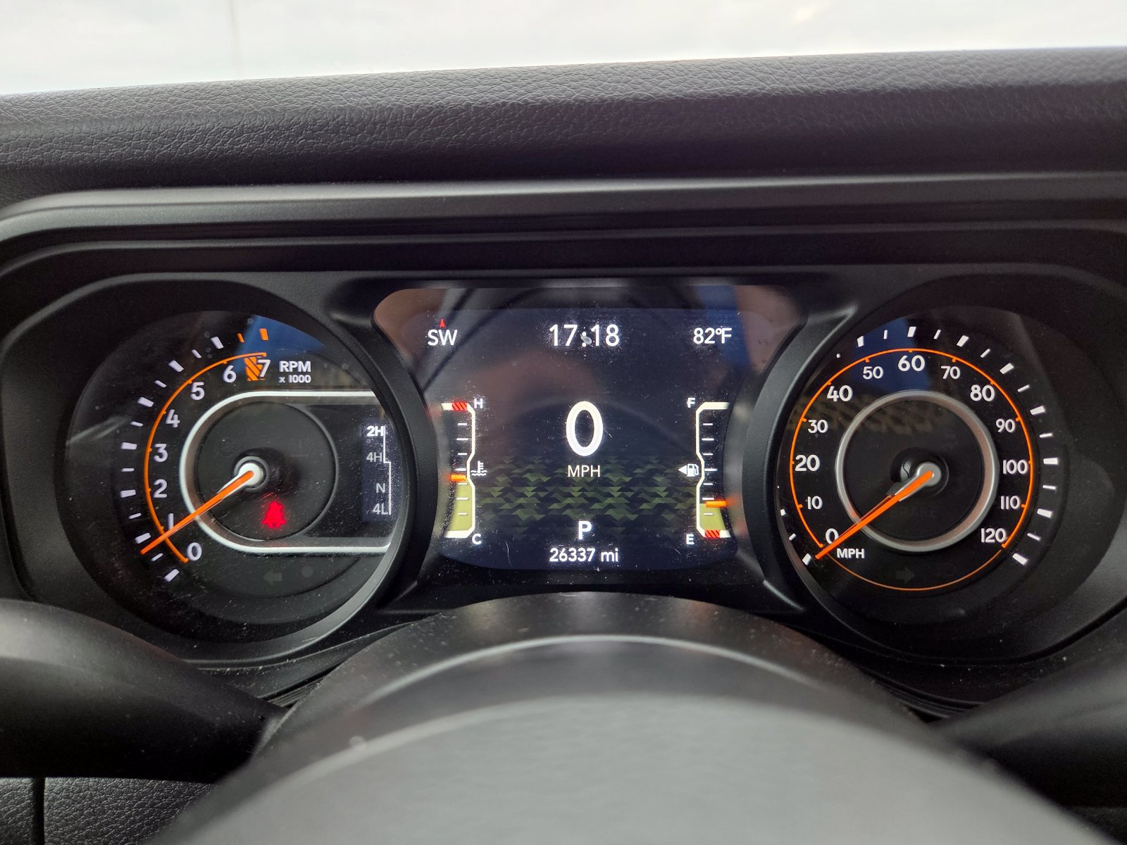 Used 2024 Jeep Gladiator Sport AWD/4WD image 10