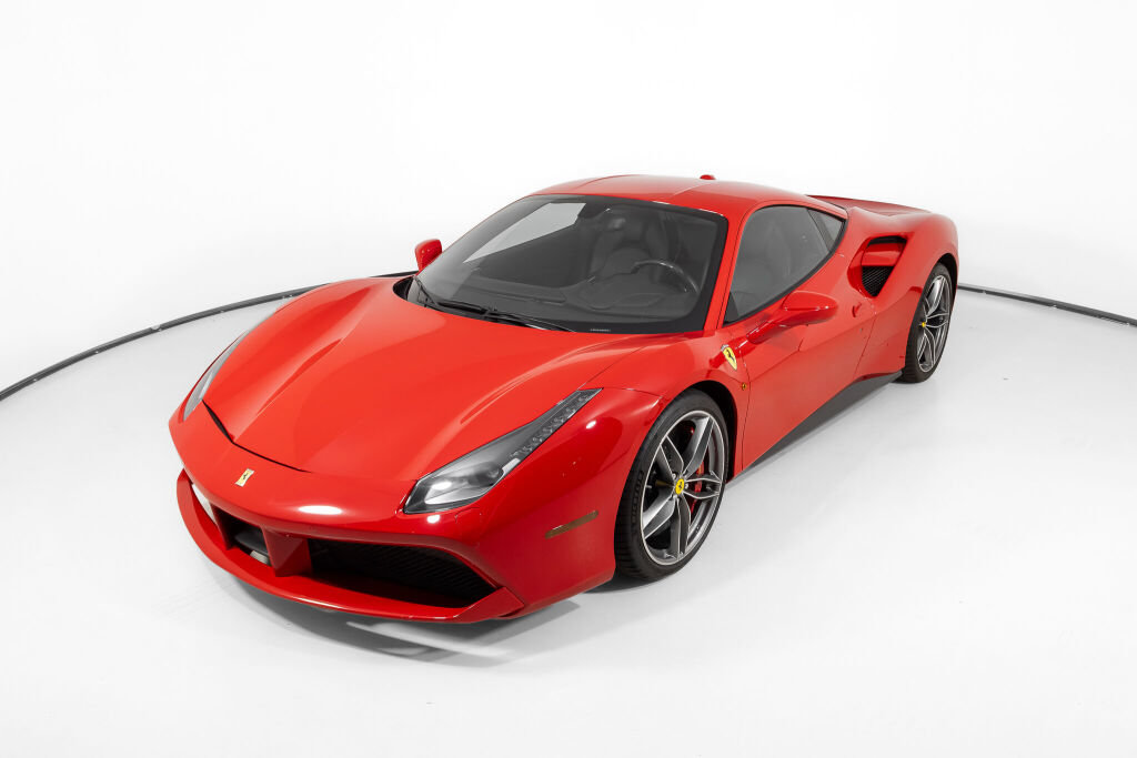 Certified 2018 Ferrari 488 GTB RWD image 4