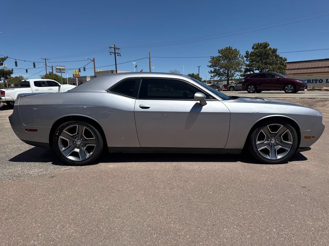 Used 2014 Dodge Challenger R/T Plus RWD image 7