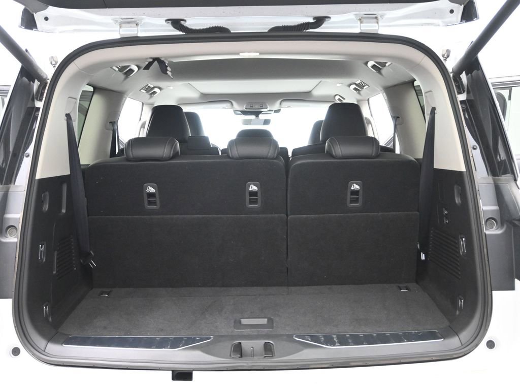 Certified 2025 INFINITI QX80 Pure image 13