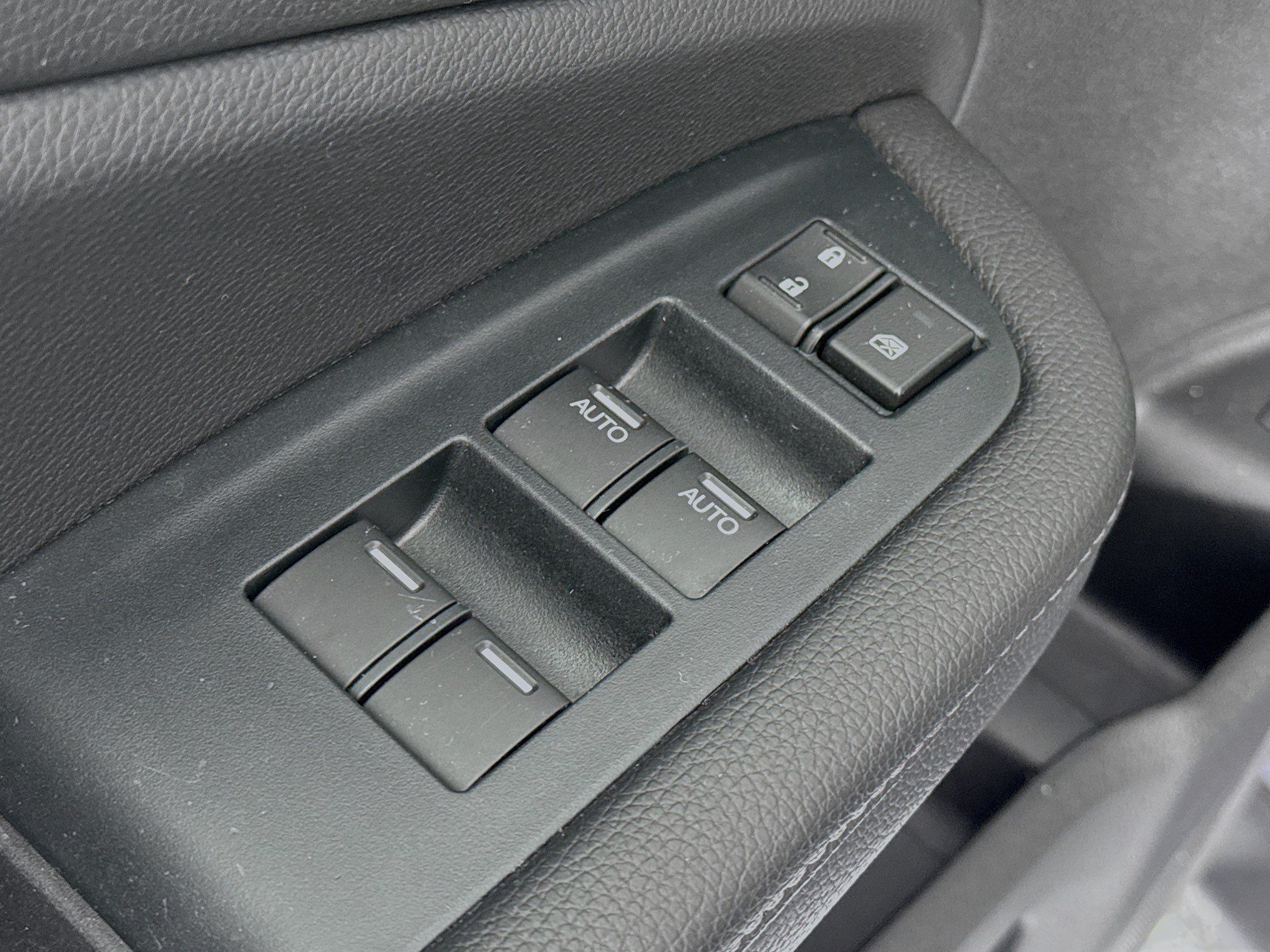 Certified 2023 Honda Passport EX-L image 17