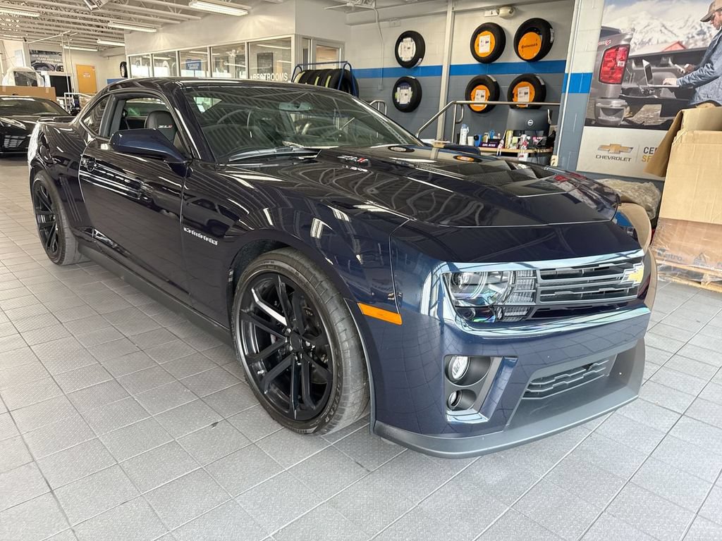 Used 2015 Chevrolet Camaro ZL1 RWD image 6