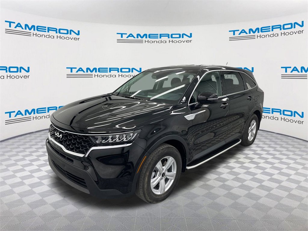 Used 2023 Kia Sorento LX