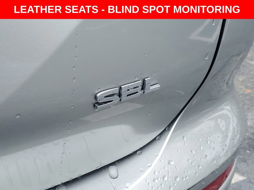 Used 2023 Mitsubishi Outlander SEL image 8