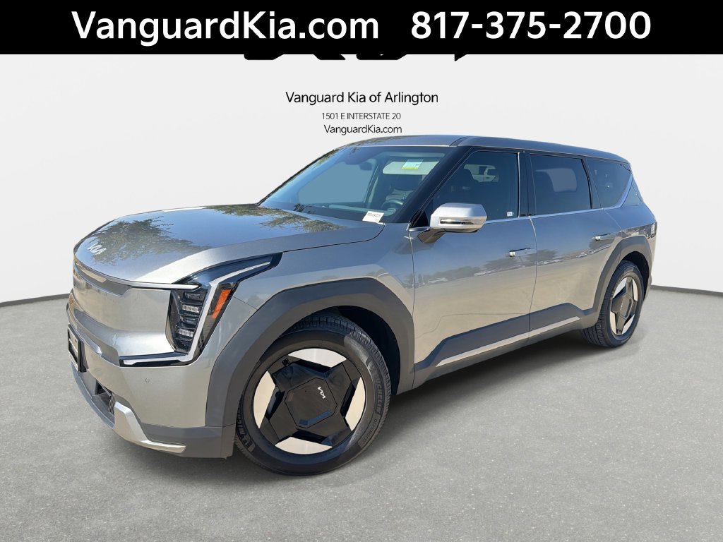Certified 2024 Kia EV9 Light Long Range RWD image 1