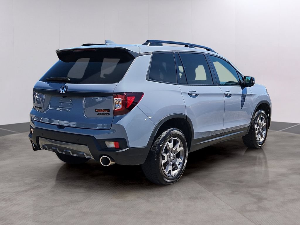 Certified 2023 Honda Passport TrailSport image 4
