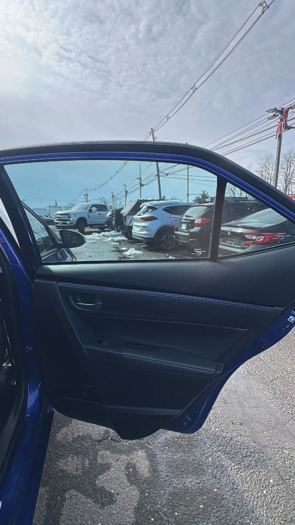 Used 2017 Toyota Corolla SE image 28