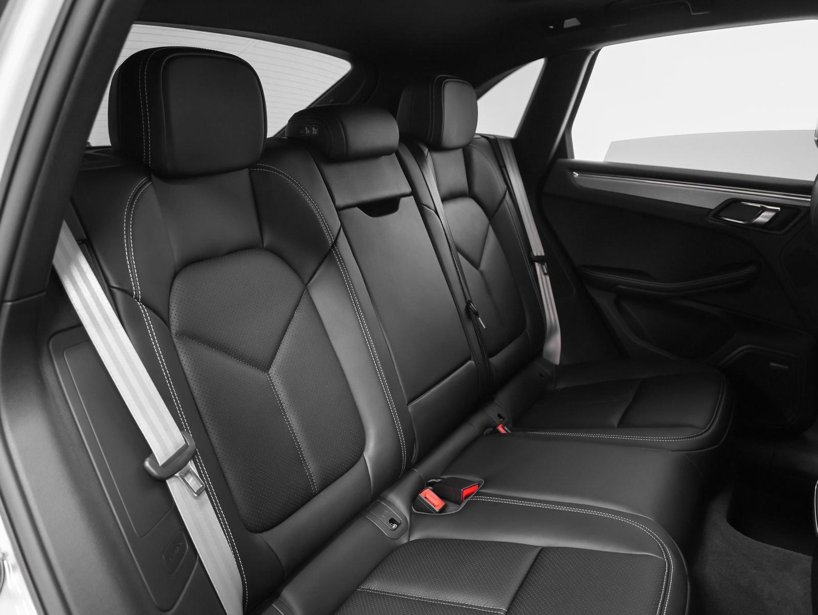 New 2026 Porsche Macan S AWD/4WD image 32
