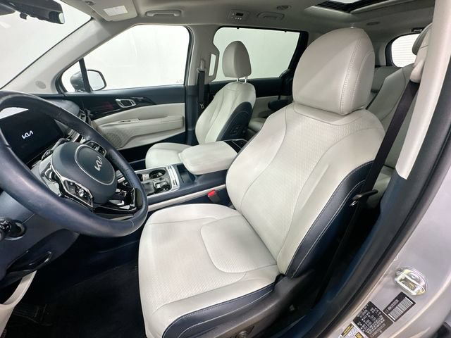Certified 2025 Kia Carnival SX Prestige FWD image 14