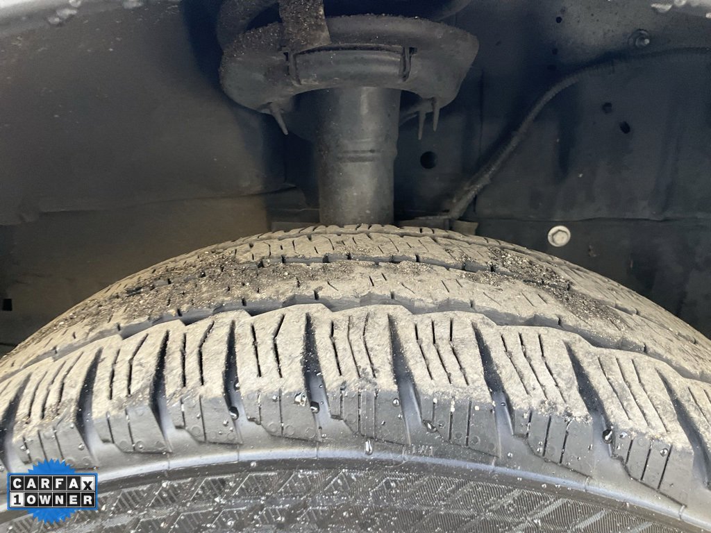 Used 2022 Ford E-Transit Medium Roof image 53