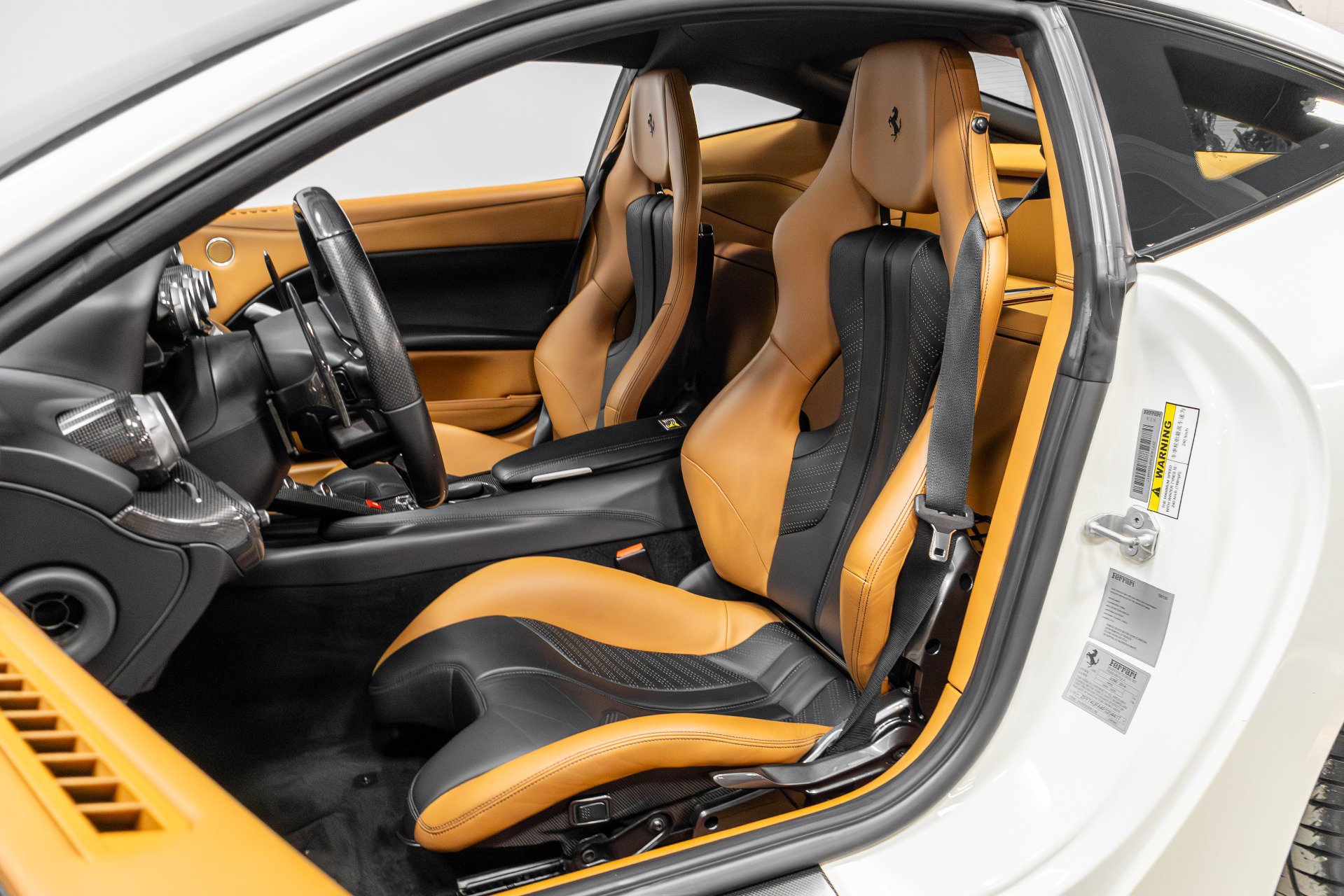 Used 2015 Ferrari F12 Berlinetta image 7