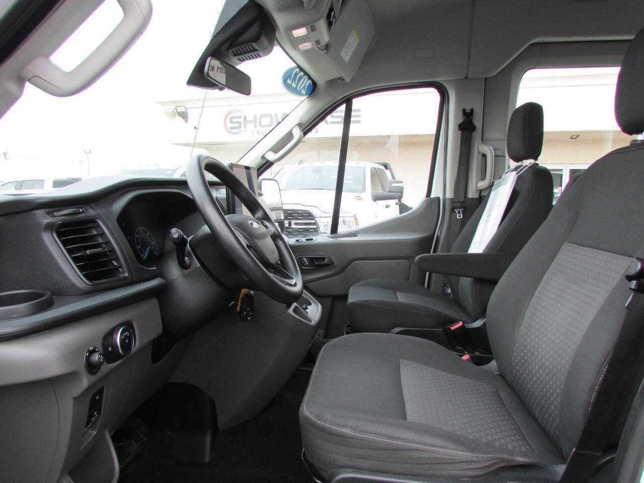 Used 2022 Ford Transit 350 XLT image 12