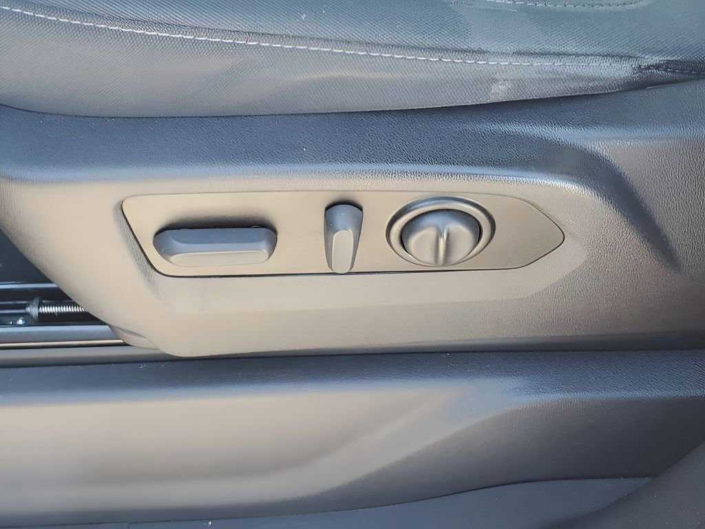 Used 2022 GMC Sierra 1500 SLE w/ Preferred Package image 29