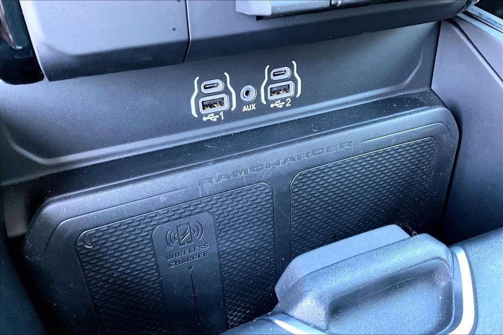 Used 2025 RAM 1500 Lone Star image 32