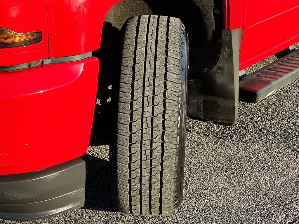 Used 2018 Chevrolet Silverado 1500 LT w/ All Star Edition image 24