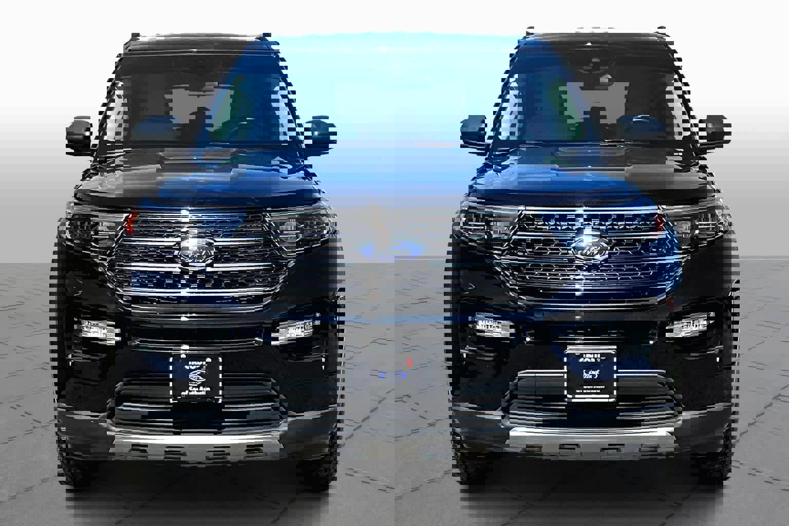 Certified 2023 Ford Explorer XLT w/ Equipment Group 202A image 4