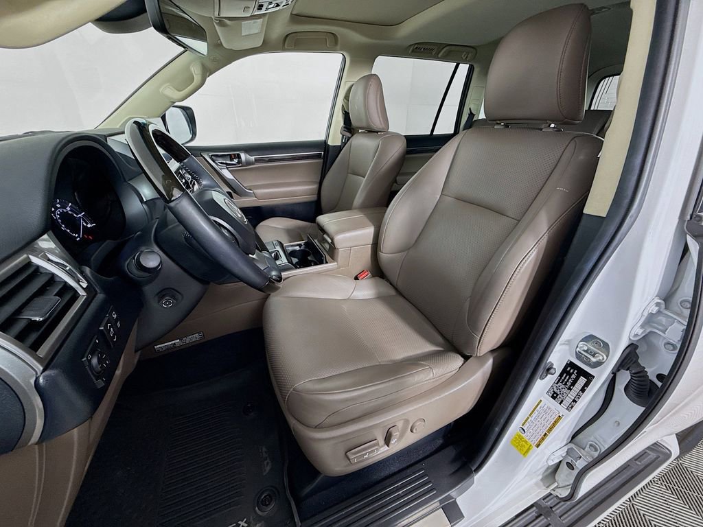 Used 2023 Lexus GX 460 Luxury image 22