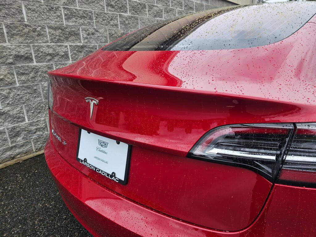 Used 2018 Tesla Model 3 Long Range RWD image 18