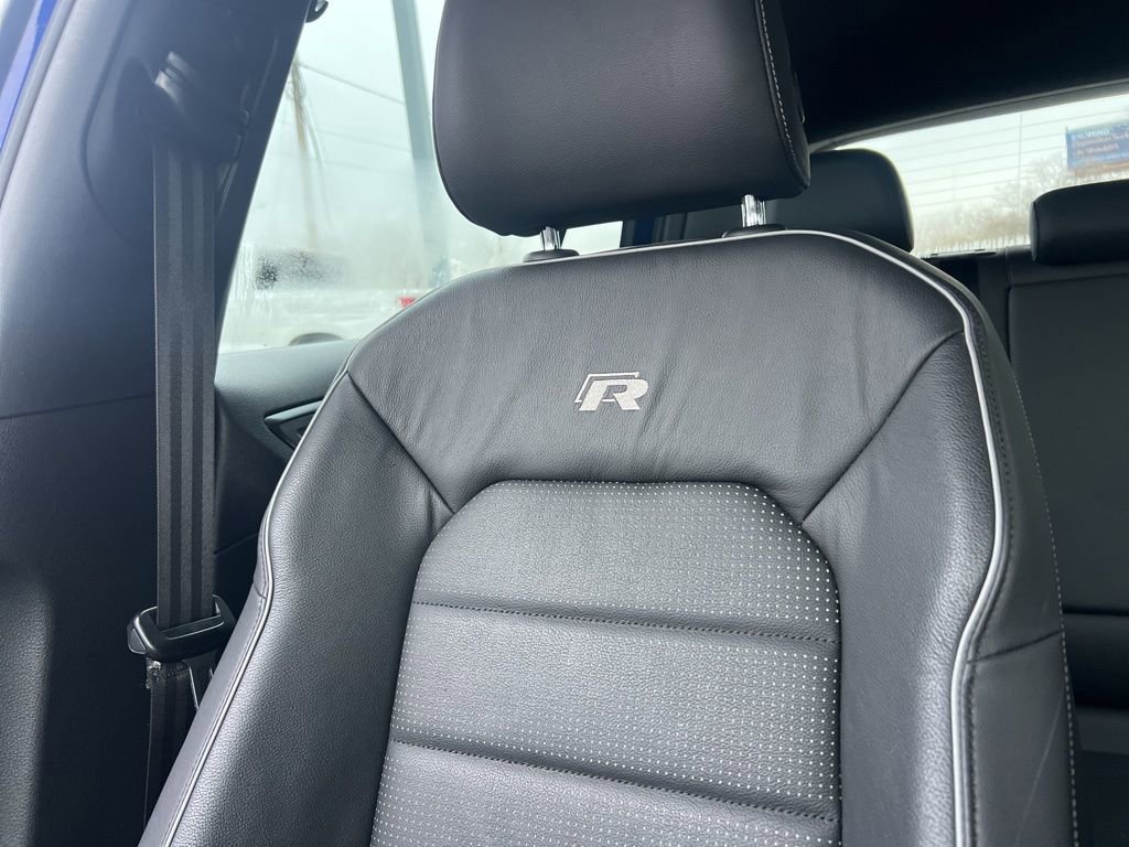 Used 2019 Volkswagen Golf R 4-Door image 21