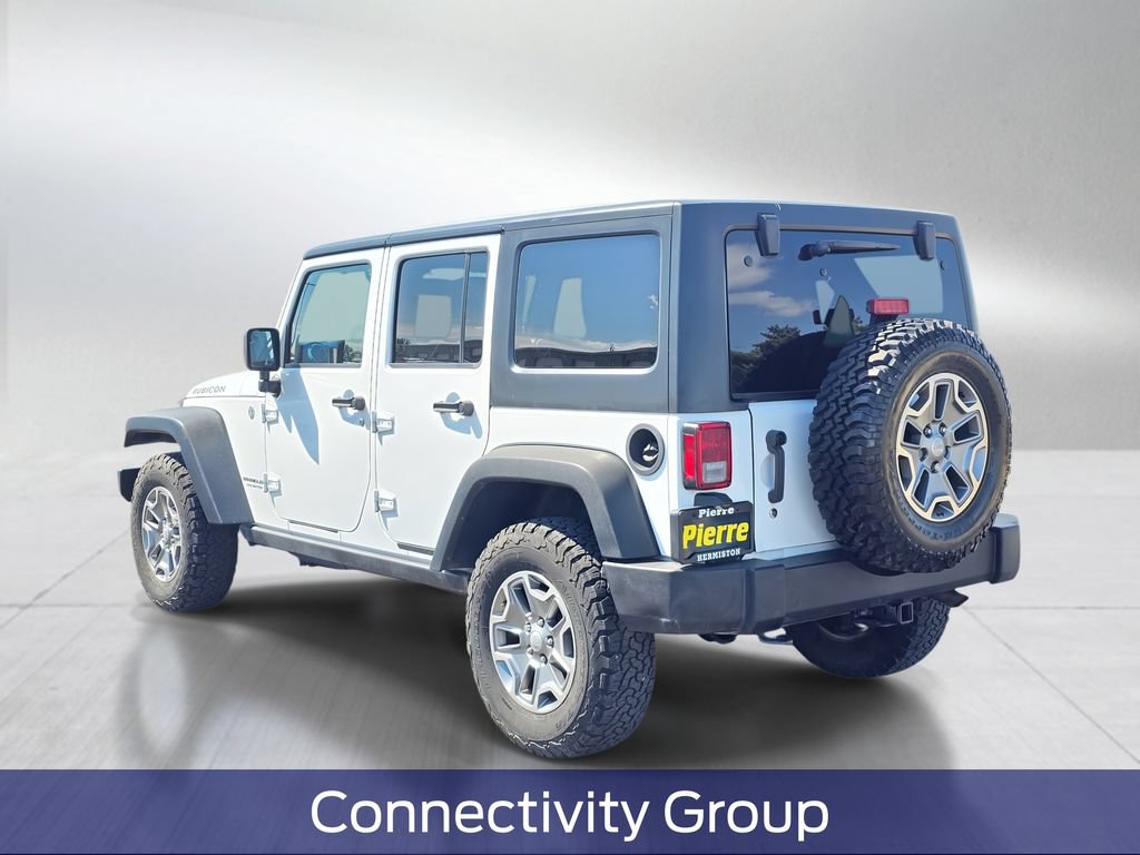 Used 2015 Jeep Wrangler Unlimited Rubicon w/ Max Tow Package AWD/4WD image 4