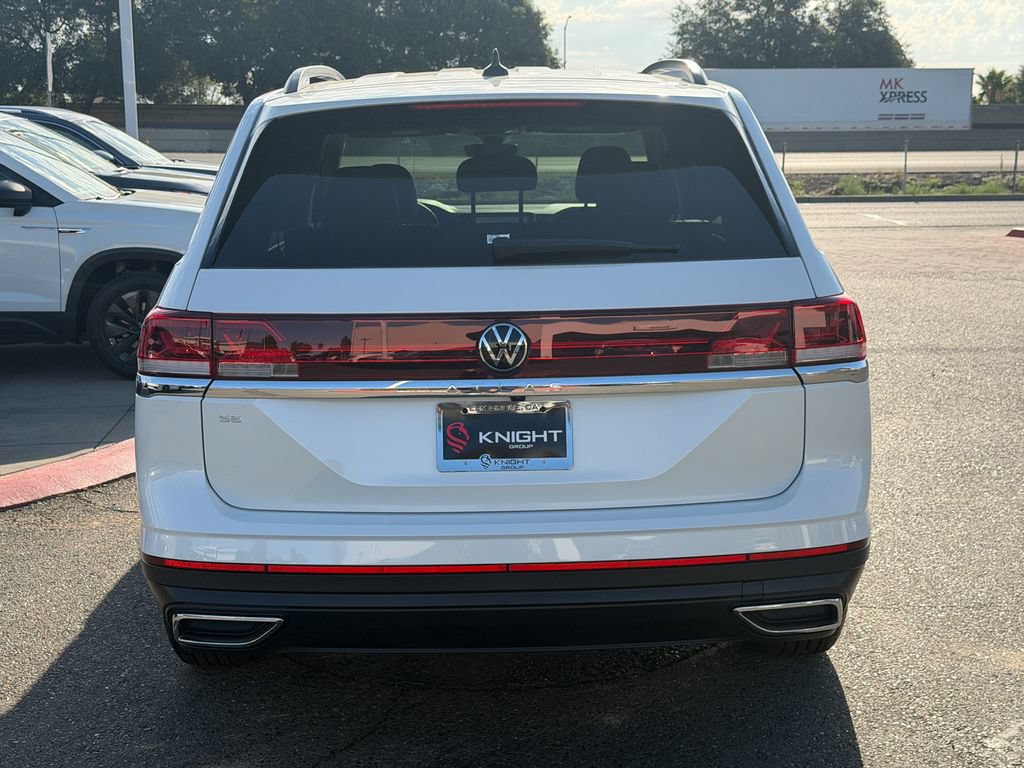 New 2026 Volkswagen Atlas SE FWD image 8
