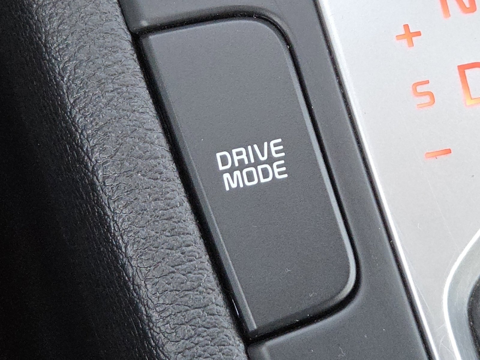 Used 2022 Kia Forte LXS image 7