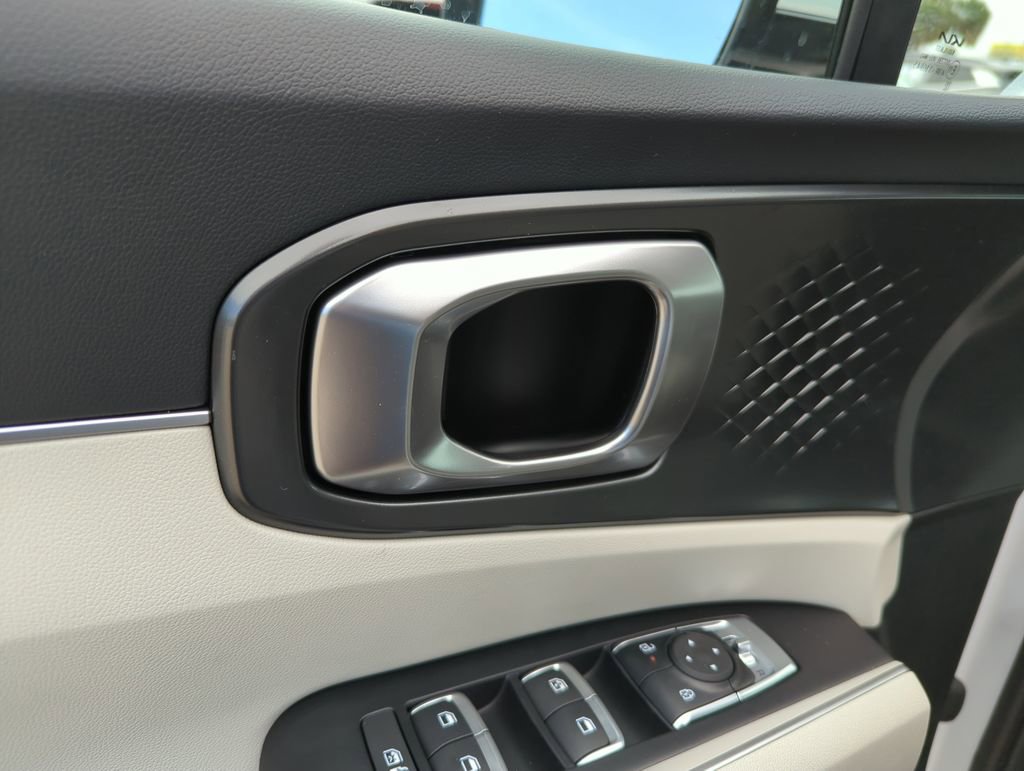 New 2026 Kia Sorento S FWD image 18
