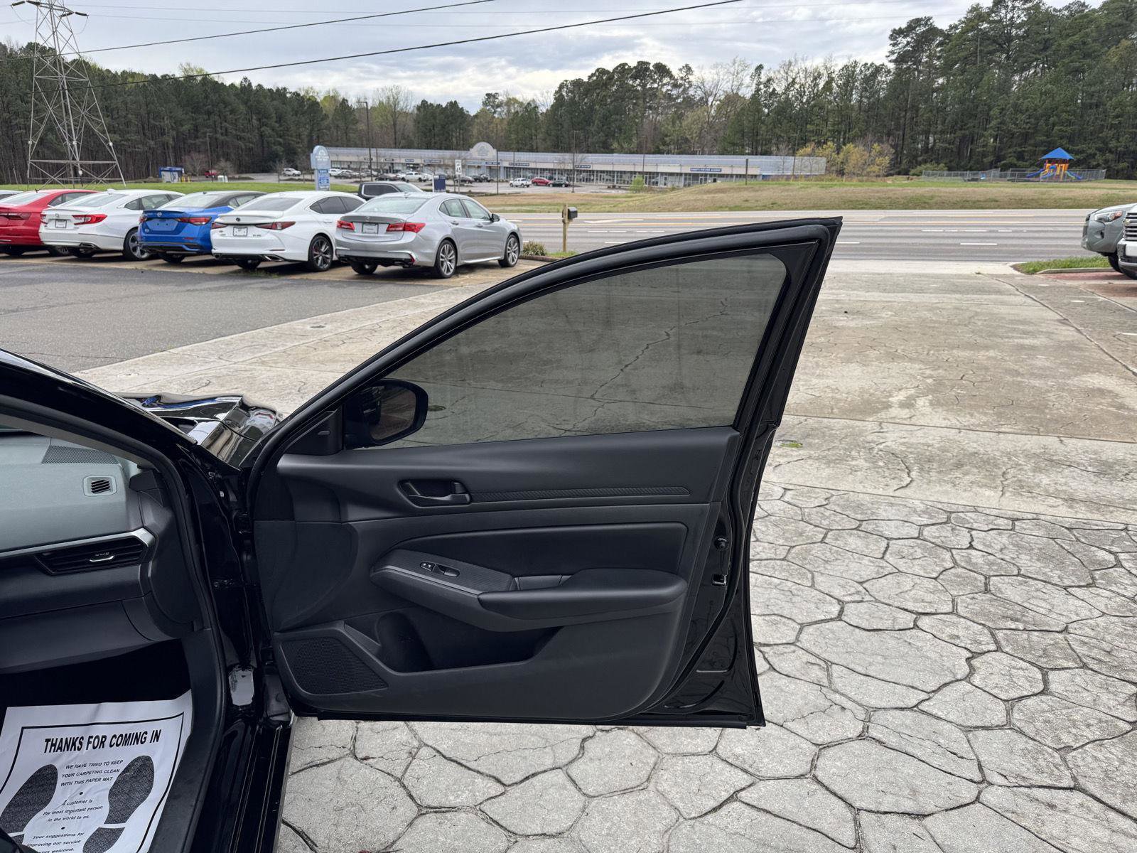 Used 2024 Nissan Altima 2.5 S image 16