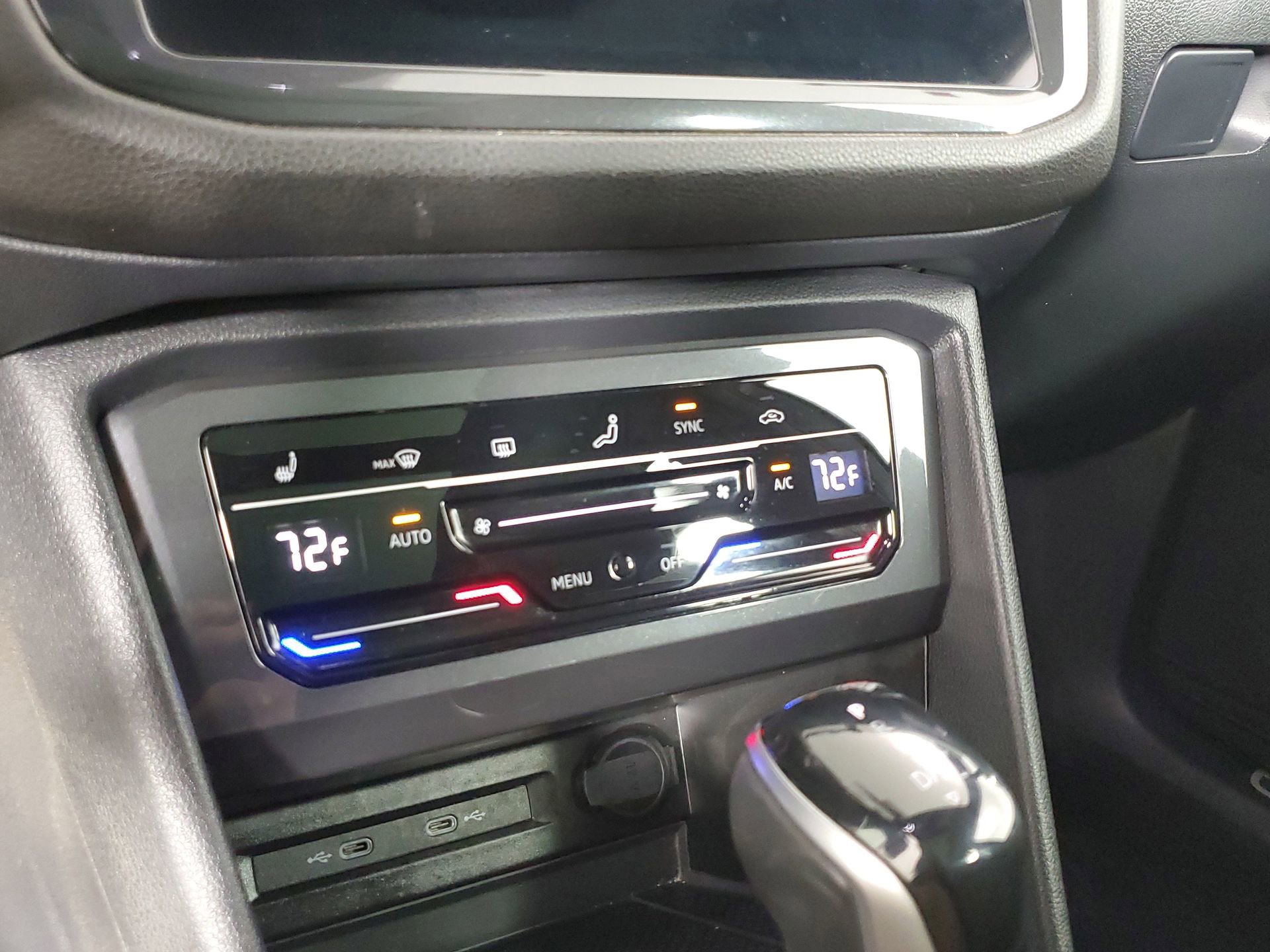 Used 2022 Volkswagen Tiguan SE R-Line image 37