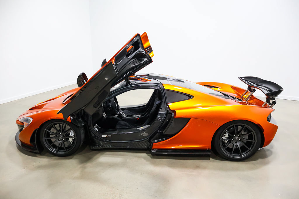 Used 2014 McLaren P1 RWD image 17