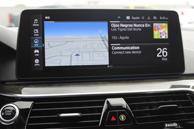 Used 2021 BMW 530e w/ Parking Assistance Package RWD image 24