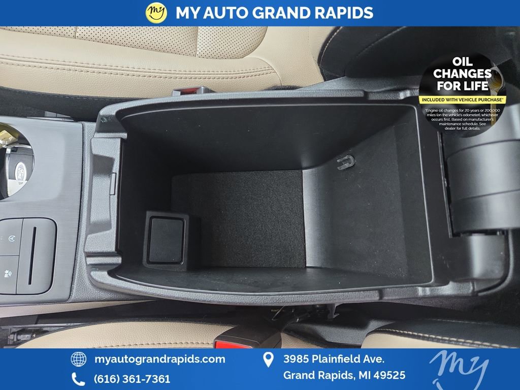 Used 2022 Ford Escape SEL w/ Technology Package image 30