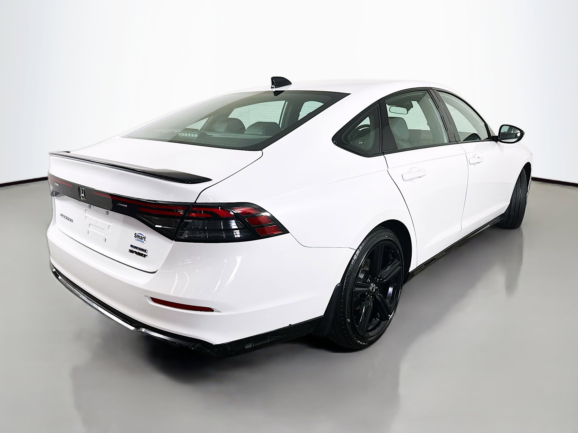 Used 2024 Honda Accord Sport image 7